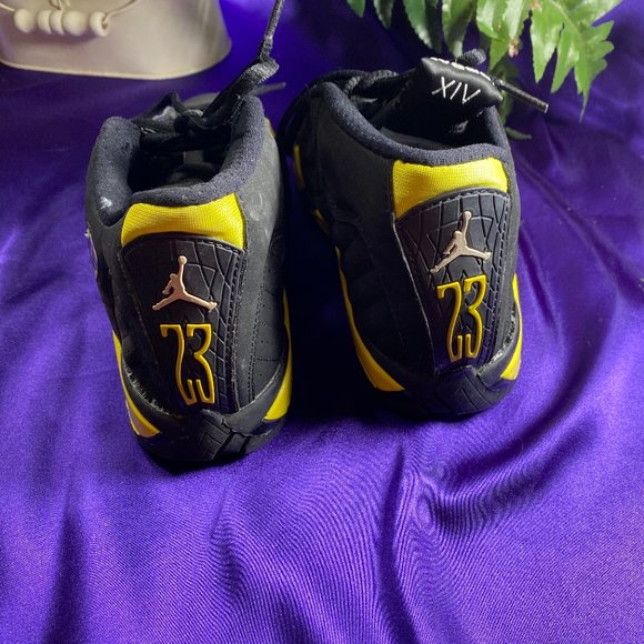 📌Jordan 14 Retro Thunder signature shoe Size 3Y - Picture 3 of 11